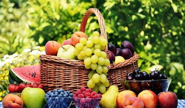 Yazın serinleten meyveler doğru tüketilmezse zehirleyebilir!