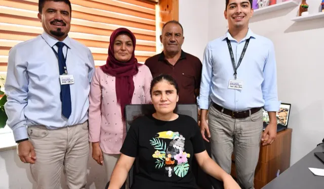 Mersin'de Nazalin'in hayali gerçek oldu: RTÜ bölümünü kazandı