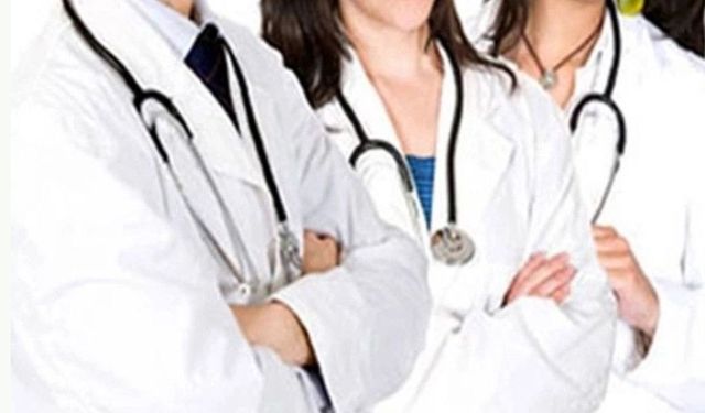Burdur’un sağlık ordusu güçleniyor! 9 yeni doktor göreve başladı