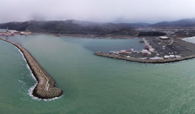 Demir yolları ihracata hız katıyor: Türkiye, Zengezur ve Kalkınma Yolu ile küresel ticaretin merkezine ilerliyor