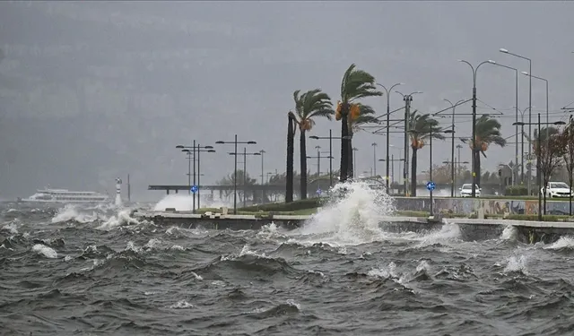 Ege Denizi’nde fırtına alarmı: Kuzey Ege’de sert rüzgar bekleniyor