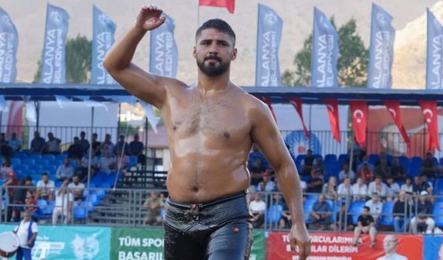 Gökbel Yağlı Güreşlerinde, altın kemer yeniden Enes Doğan’ın
