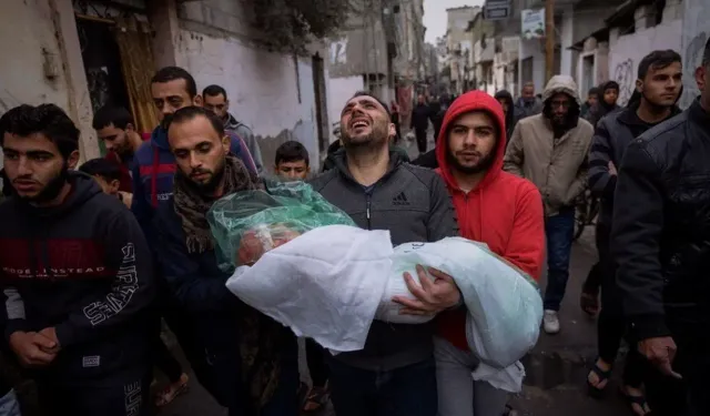 İsrail’in Gazze’ye saldırılarında 66 Filistinli yaşamını yitirdi