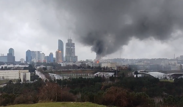İTÜ Ayazağa kampüsünde otluk alanda yangın