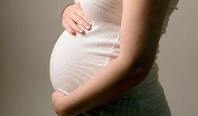 Riskli gebeliklerde yeni dönem: Bakanlık 49 tanıyla yakın takip başlatıyor