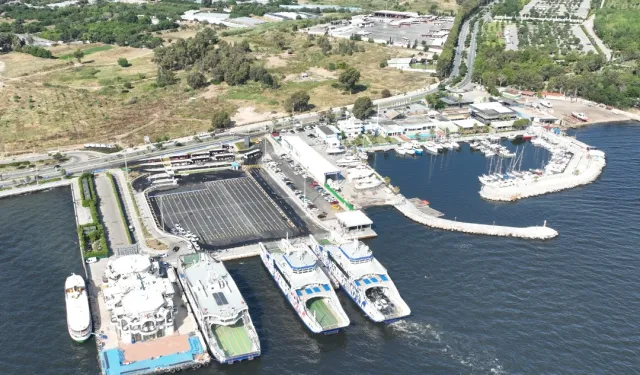 İzmir'de 4 Eylül'e dikkat! Feribot seferlerine üç saatlik ara