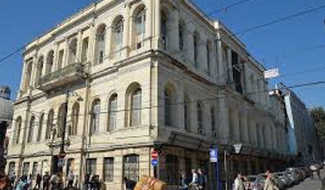 Van YYÜ’lü Dr. Ergin Sarı’dan tarihe ışık tutacak ‘Van Basın Müzesi’ önerisi!