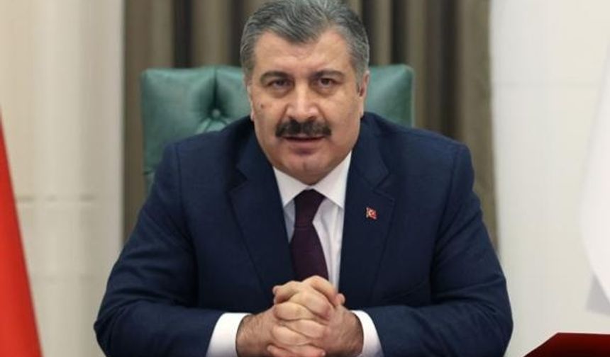 ‘Birlikte Yeneceğiz’ etiketiyle yaptığı paylaşımlarda bulunan videolu mesajlarında sırasıyla şu mesajları verdi: &quot;Biz, hastalarımızı tedavi edeceğiz. Siz, sosyal ortamlardan uzak durup, evde kalarak hastalığa yakalanmayacaksınız. Koronavirüsü işte böyle yeneceğiz. Sosyal mesafe, Koronavirüs’le aranıza koyduğunuz mesafedir. Sosyal mesafe kuralına uyarak, mücadelede yanımızda yer alacaksınız. Koronavirüs&#039;ü işte böyle yeneceğiz&quot;