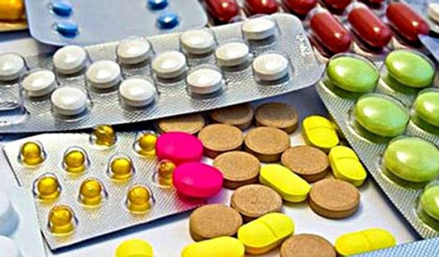 Sağlık skandallarının ardı arkası kesilmiyor. Ülkemiz de 150 bin kişinin kullandığı ilaca yan etkisinden kaynaklı olarak dava açıldı. Davanın söz konusu hasta grubunu da etkilemesi bekleniyor.

Yaşanan sağlık skandalının sonucu bir hayli ilginç oldu.