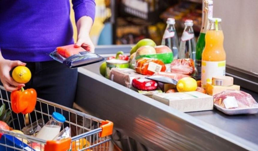 Çevre ve Şehircilik Bakanlığınca hazırlanan, 1 Ocak 2019&#039;dan itibaren plastik alışveriş poşetlerinin satış noktalarında kullanıcılara ücret karşılığı verilmesine yönelik düzenlemenin yer aldığı yönetmelik Resmi Gazete&#039;de yayımlandı. 

Çevre ve Şehircilik Bakanlığınca ambalaj atıklarının kaynağında ayrı toplanması çalışmalarının verim ve etkinliğinin artırılmasını sağlamak için hazırlanan &quot;Ambalaj Atıklarının Kontrolü Yönetmeliği&quot; Resmi Gazete&#039;de yayımlandı.