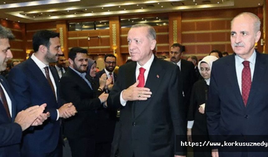 Cumhurbaşkanı Erdoğan İstanbul il binasında istişare toplantısına katılıyor