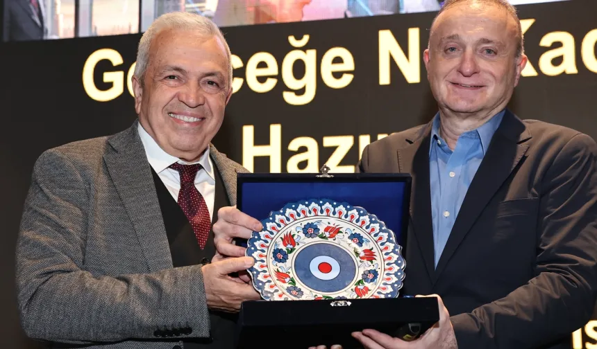 Bursa Nilüfer'de Alphan Manas ile “Geleceğe Ne Kadar Hazırız?”