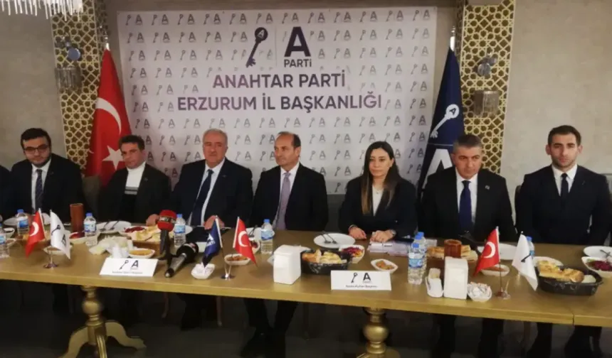 Anahtar Parti Erzurum İl Başkanlığı Yönetim Kurulu tanıtıldı