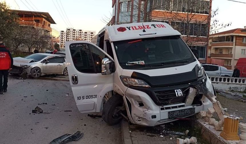 Balıkesir’de trafik kazası: 7 yaralı