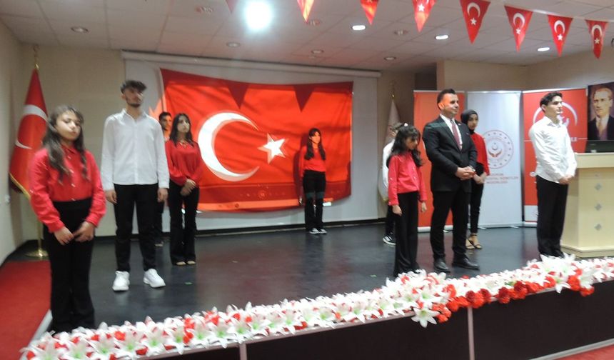 Devlet korumasındaki çocuklar milli mücadele ruhuyla buluştu