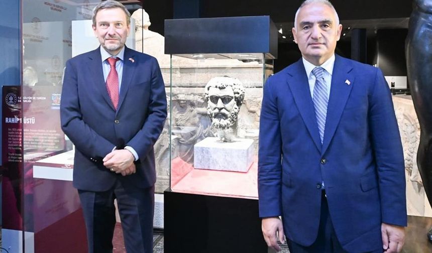 Septimius Severus’un başı Heykeli Anavatanında