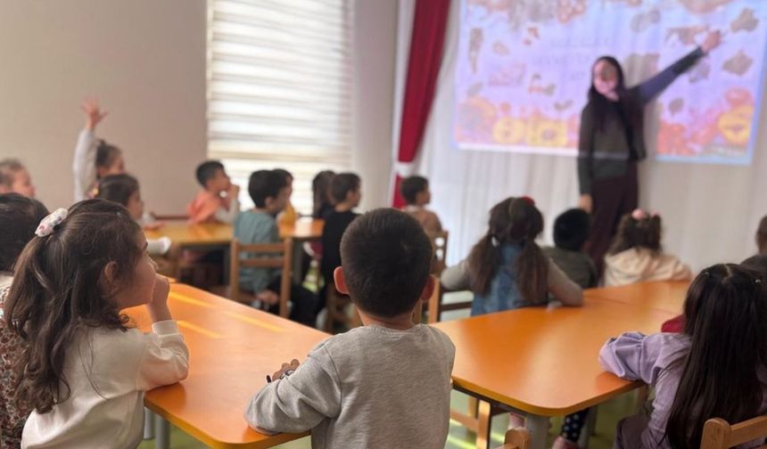 Sincan kreşlerinde miniklere beslenme eğitimi