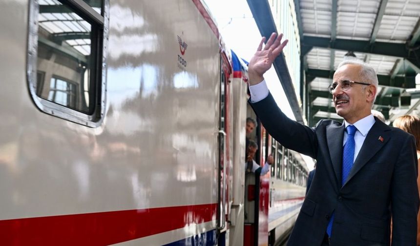 Turistik Diyarbakır Treni İlk Seferine Çıkıyor