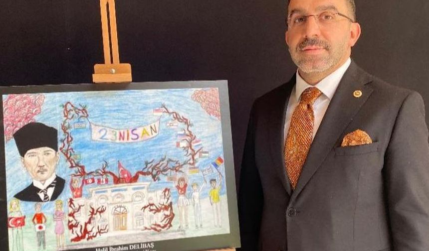 AK Parti Kars Milletvekili Adem Çalkın, TBMM'de açılan resim sergisini ziyaret etti