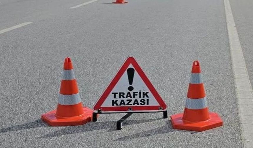 Antalya Kumluca’da otomobille motosiklet çarpıştı
