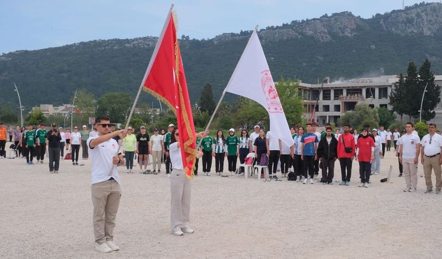 Türkiye Petank Şampiyonası Kemer’de başladı