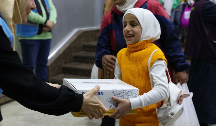 Yetim Vakfı, Ramazan'da 29 ülkede 419 bin kişiye ulaştı