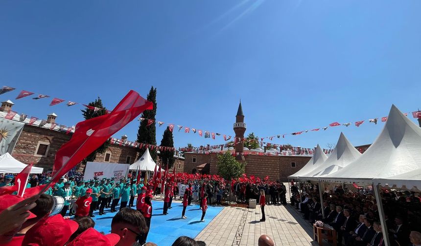 19 Mayıs Bursa'da coşkuyla kutlandı