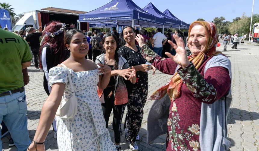 İzmir Kültürpark’ta hıdırellez şenliği