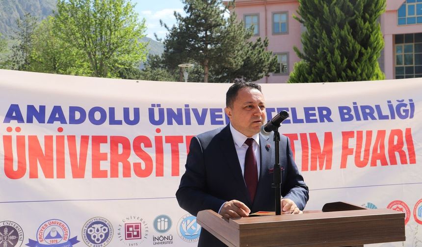 Anadolu Üniversiteleri Tanıtım Fuarı Amasya'da gerçekleşti