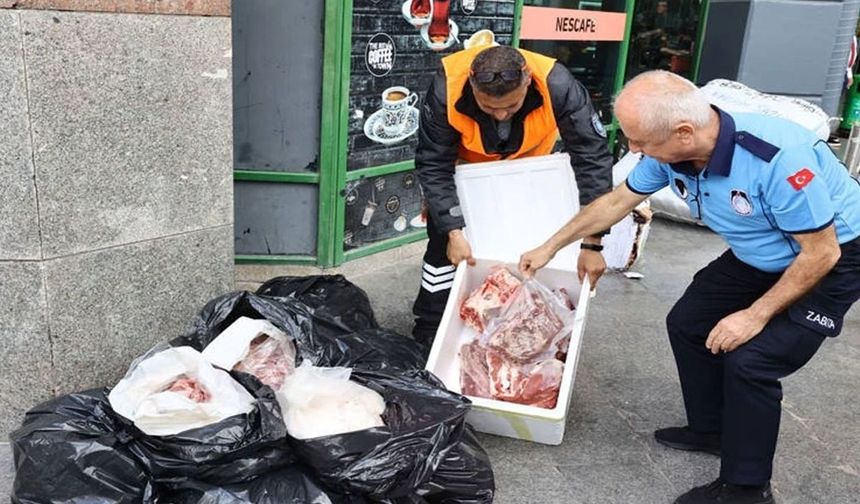 Antalya'da usulsüz şekilde taşınan 300 kilogram ete el kondu