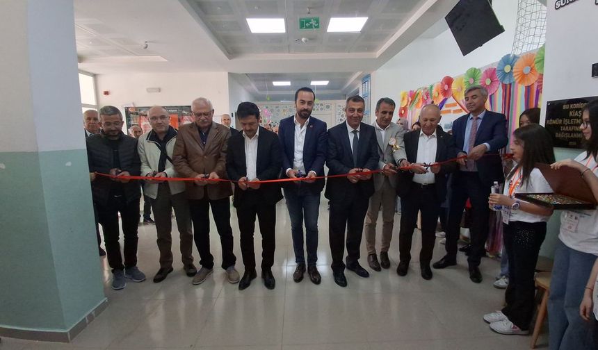 Beypazarı (BİLSEM) Bilim ve Sanat Merkezi fuarı açıldı