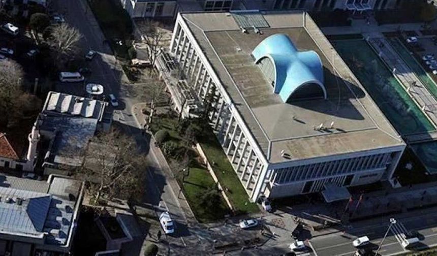 İBB'ye yönelik yolsuzluk soruşturmasında üç tutuklu daha itirafçı oldu ve tahliye edildi