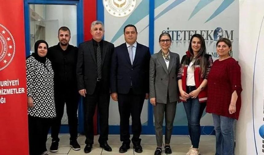 Kars'ta Engelliler Haftası dolayısıyla çağrı merkezlerine ziyaret