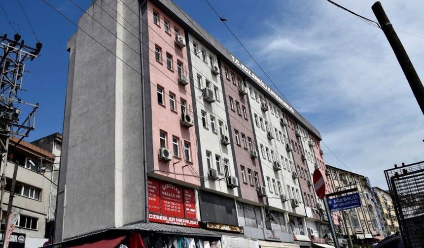 Kaymakamlığın kullandığı belediye binası, SGK borcu için kabul edilmedi