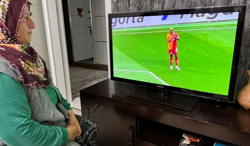 Kayserili kadın çiftçi, hayranı olduğu Osimhen’e şampiyonluk hediyesi