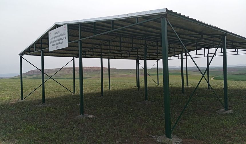 Kırıkkale meralarında gölgelik kurulumu devam ediyor