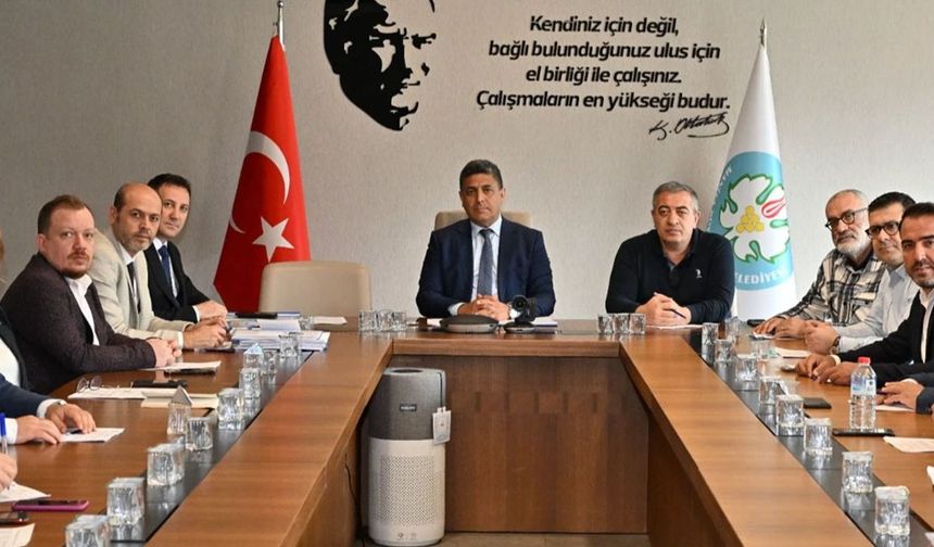 Manisa'da yeni encümen üyeleriyle ilk toplantı yapıldı