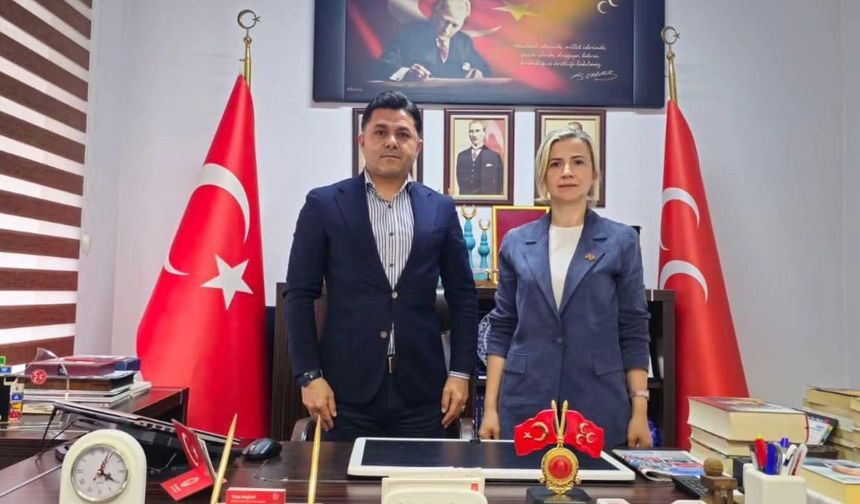 MHP Kars İl Başkanı Tolga Adıgüzel’den Kızılay’a anlamlı kurban bağışı
