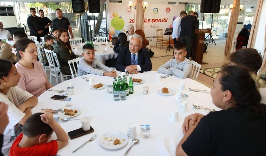 Ordu Büyükşehir'den anlamlı şenlik