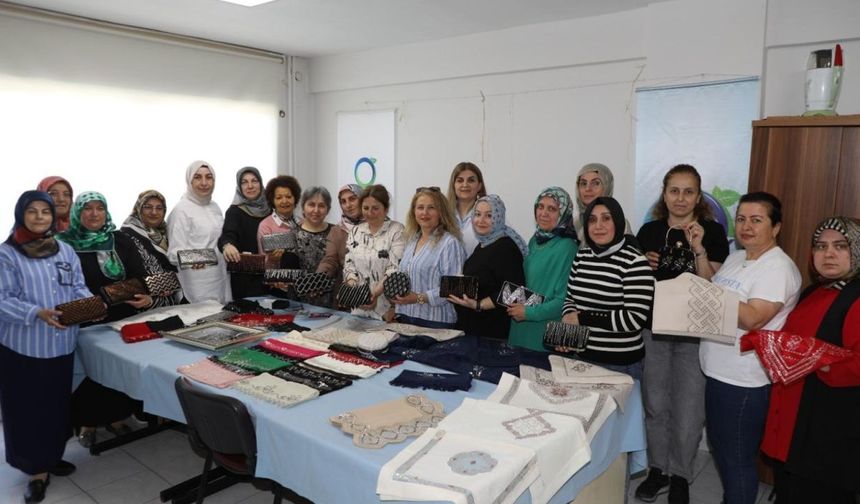 Ordu’da kadınlar tel kırma sanatıyla hem üretiyor hem kazanıyor