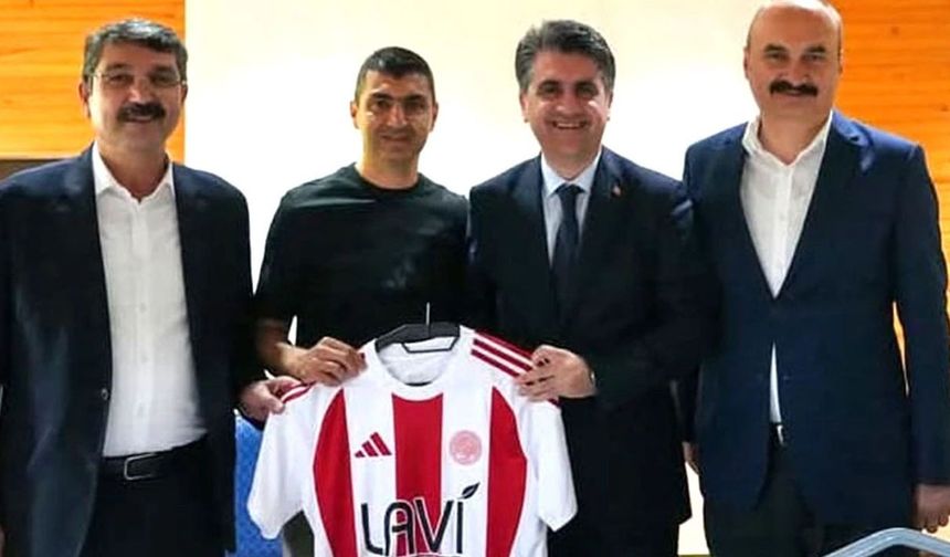 Vali Aydın’a Petrolspor’dan “72” numara jest