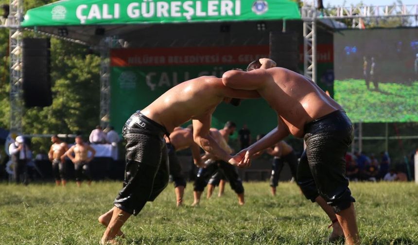 800 pehlivan Bursa'da er meydanına çıkıyor