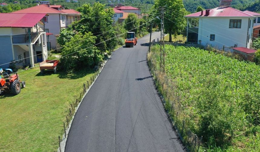 Altınordu Yaraşlı yolu sıcak asfalt konforuna kavuştu