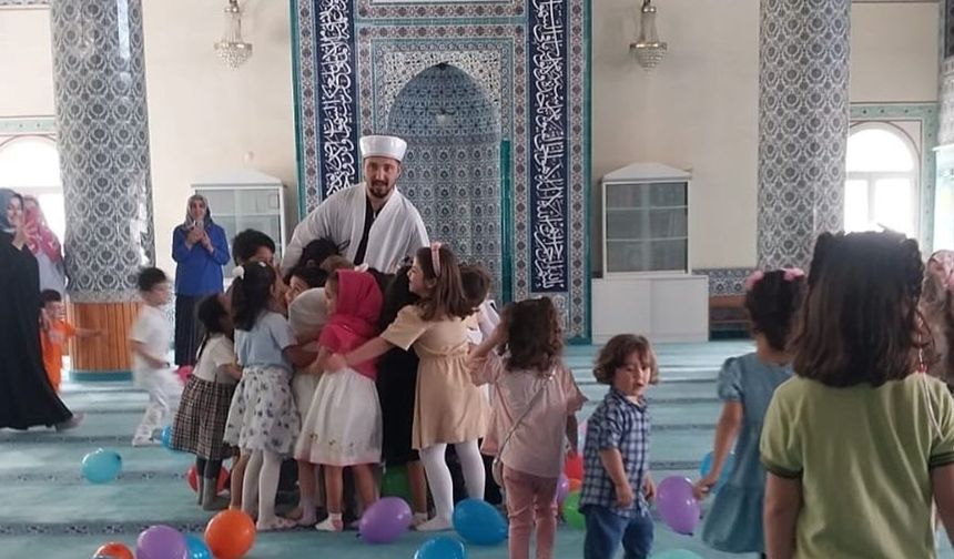 Bodrum’da 'Cami–Çocuk Buluşması' gönüllere dokundu