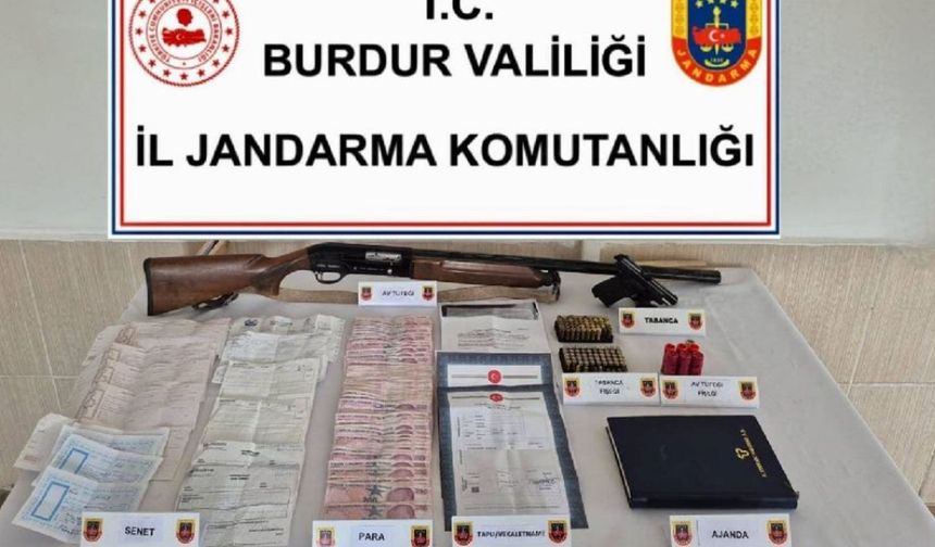 Burdur'da jandarma nefes aldırmıyor! Zehir tacirlerine darbe