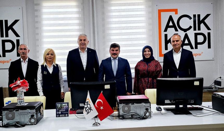 Kars Vali Yardımcısı Muhammed Enes Çıkrık, veda ziyaretlerine başladı
