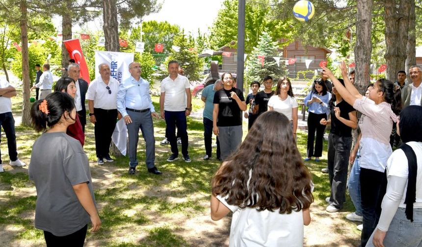 Malatya'da LGS öncesi moral pikniği