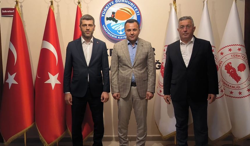 MEB Bakan Danışmanı Alp’den Kaymakam Dr. Uzan’a ziyaret