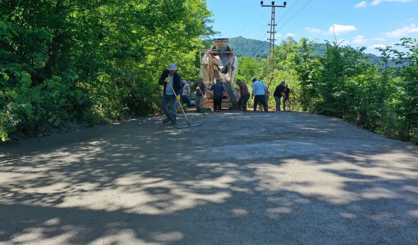 Ünye-Kumru bağlantı yolunda beton sevinci