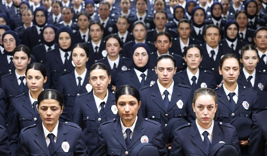 277 yeni mezun polis adayı büyük heyecan yaşadı